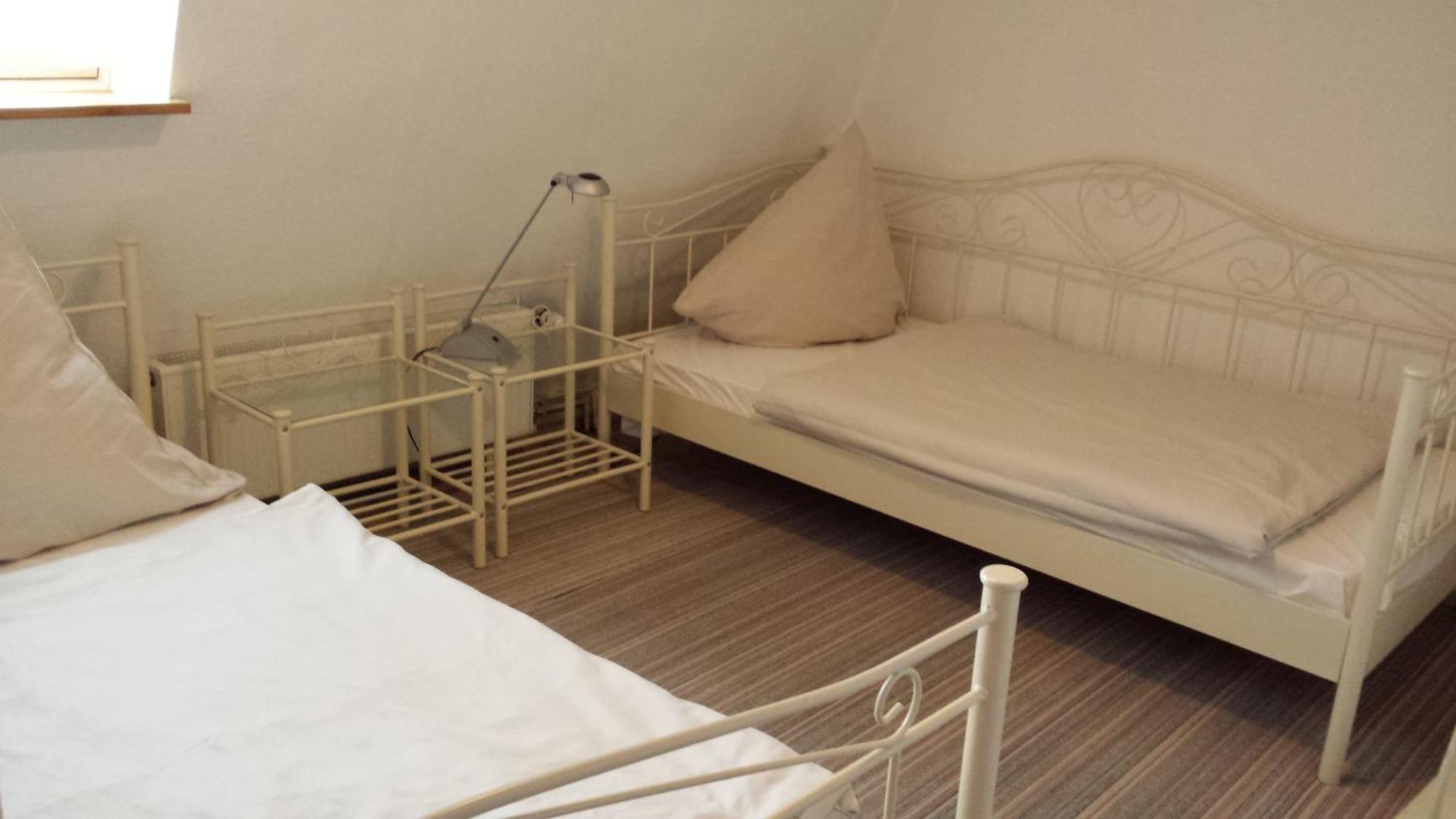 Fachwerk-Hotel Eisenbart Munden  Bilik gambar