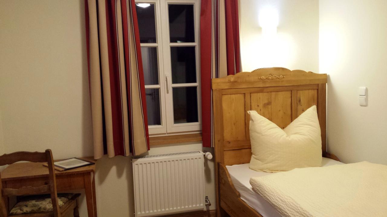 Fachwerk-Hotel Eisenbart Munden  Luaran gambar